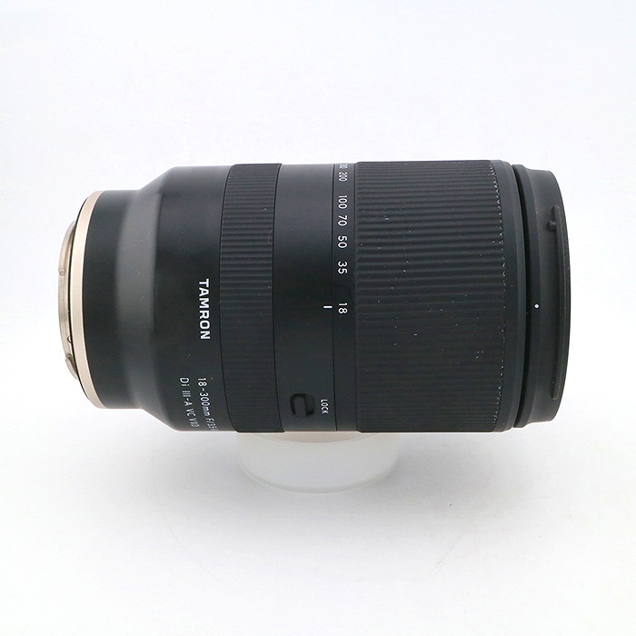 タムロン 18-300/F3.5-6.3 DI3-A VC VXD B061S