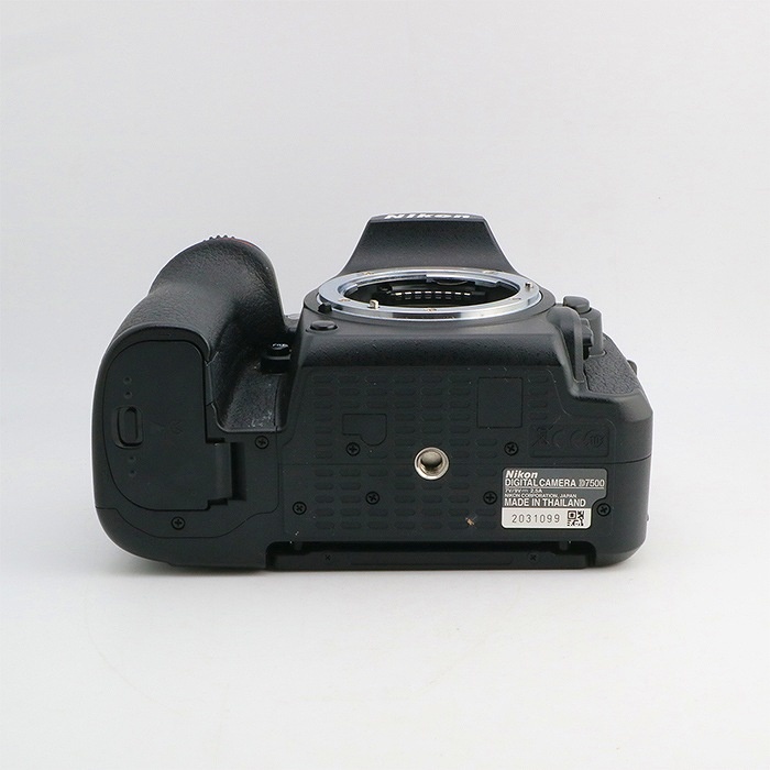 ニコン D7500 ボディ