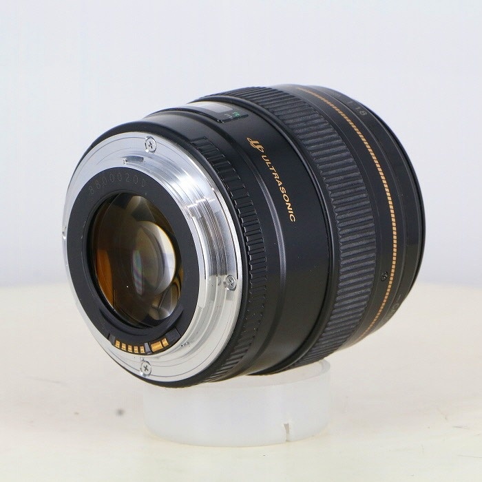 キヤノン EF85/F1.8 USM