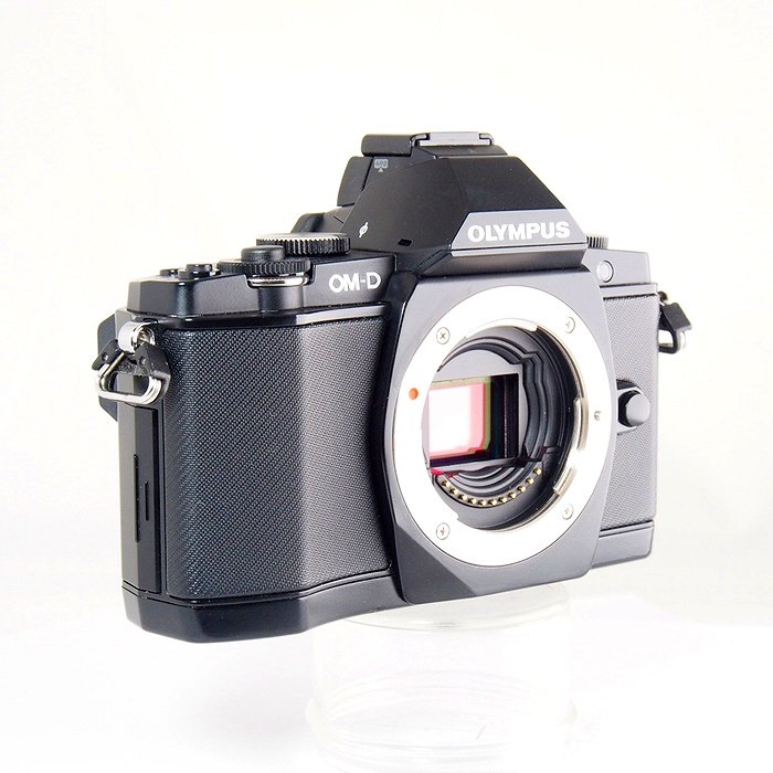 オリンパス OM-D E-M5 ボデイ ブラツク