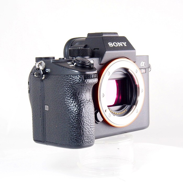 ソニー α7RIII (ILCE-7RM3)