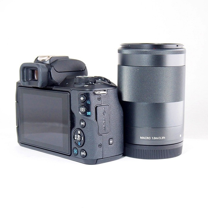 キヤノン EOS Kiss M2 Wズームkit ブラック