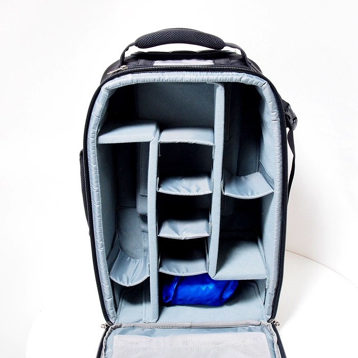 thinkTANKphoto Airport Advantage