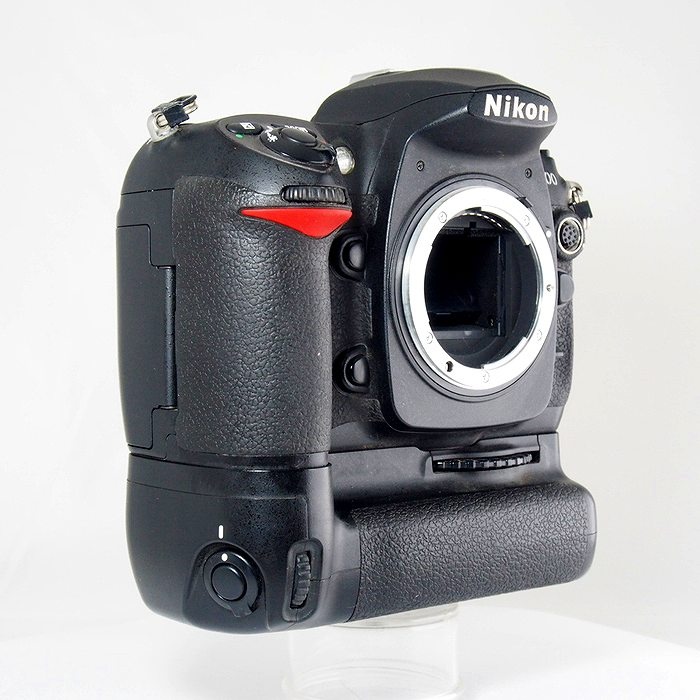 ニコン D200 + MB-D200