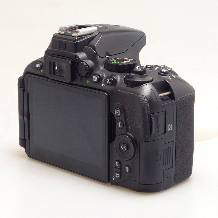 ニコン D5600 ボデイ