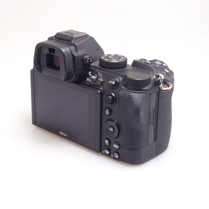 ニコン Z5