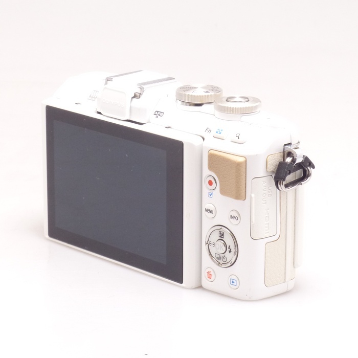 オリンパス E-PL7 ボデイ ホワイト