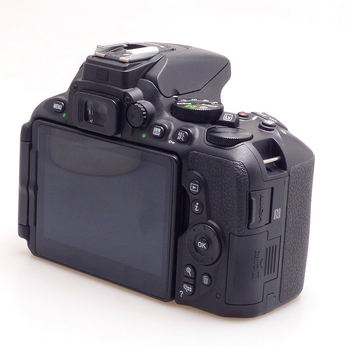 ニコン D5600 ボデイ