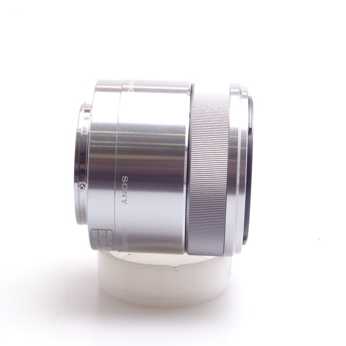 ソニー E30/F3.5 MACRO