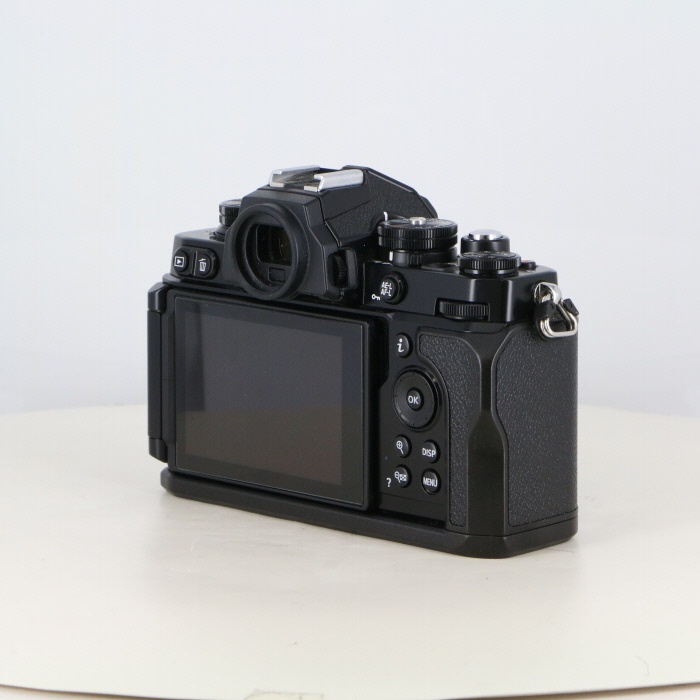 ニコン Zfc ボディ ブラック +Z fc-GR1(グリップ)