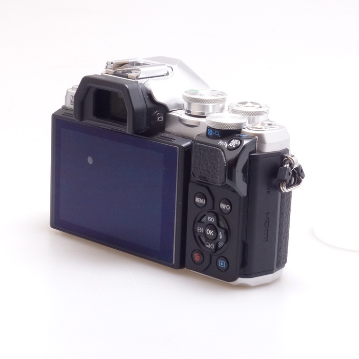 オリンパス OM-D E-M10 MARKIII ボディ シルバー