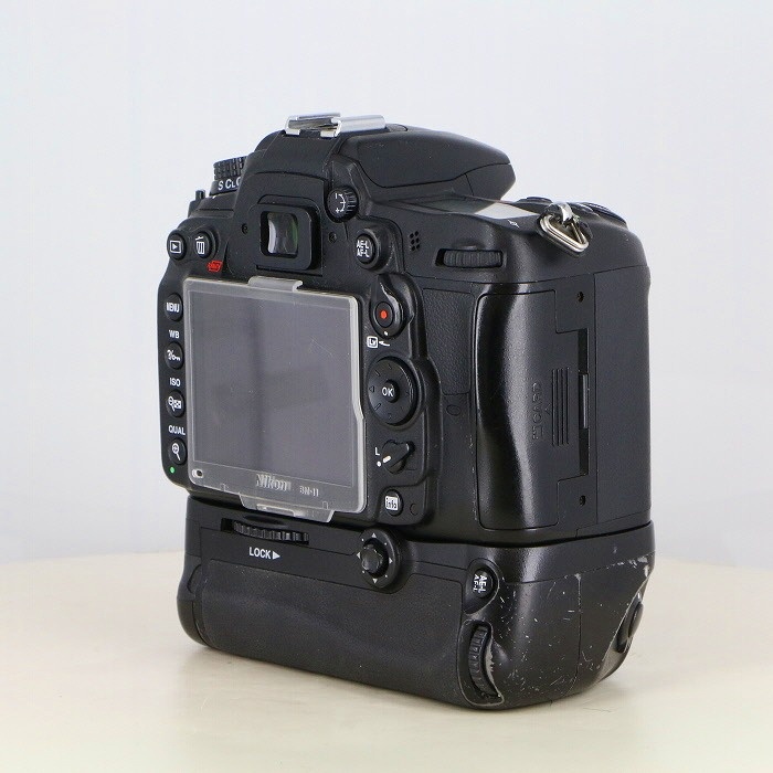 ニコン D7000ボディ+MB-D11
