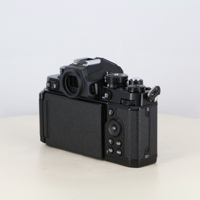 ニコン Zfc ボディ ブラック