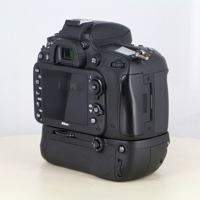 ニコン D610 ボディ + MB-D14