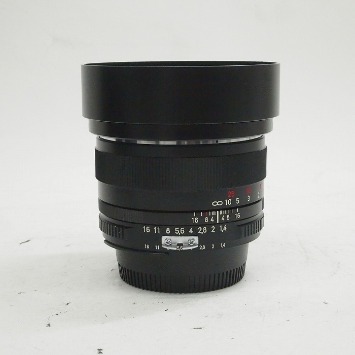 コシナ カールツアイス プラナー T* 1.4/50 ZF