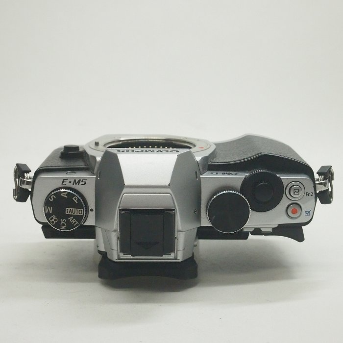 オリンパス OM-D E-M5 ボディ シルバー