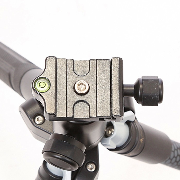 マンフロット MKELMII4BK-BH エレメントミー アルミニウム4ダンサンキヤク BK