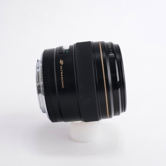 キヤノン EF85/1.8 USM