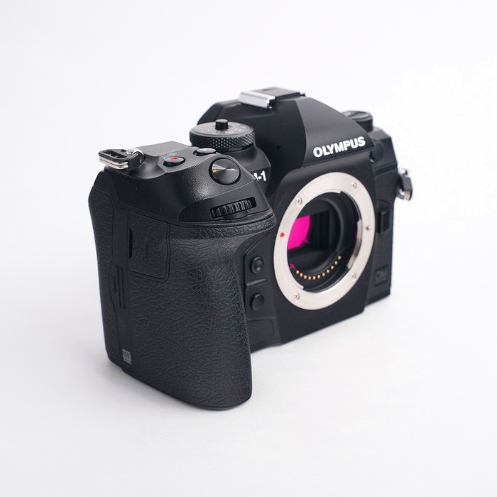 OM SYSTEM OM-1 ボディ