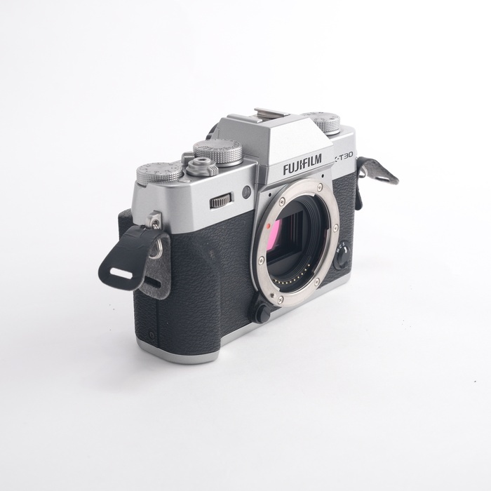 フジフイルム X-T30 シルバー ボディ