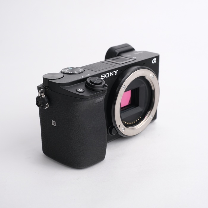 ソニー α6400 (ILCE-6400)  ボディ ブラック