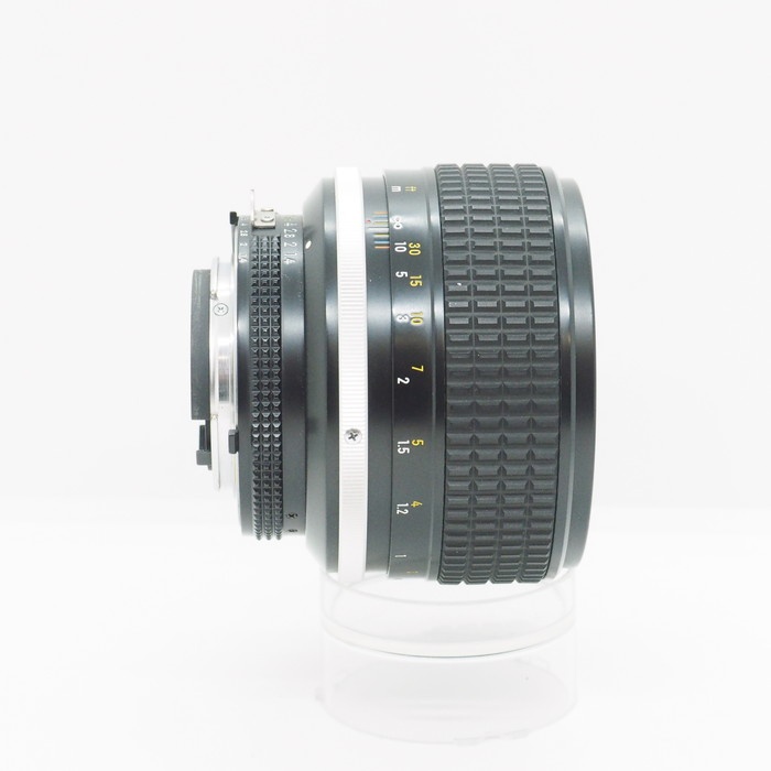 ニコン Ai-s 85/1.4