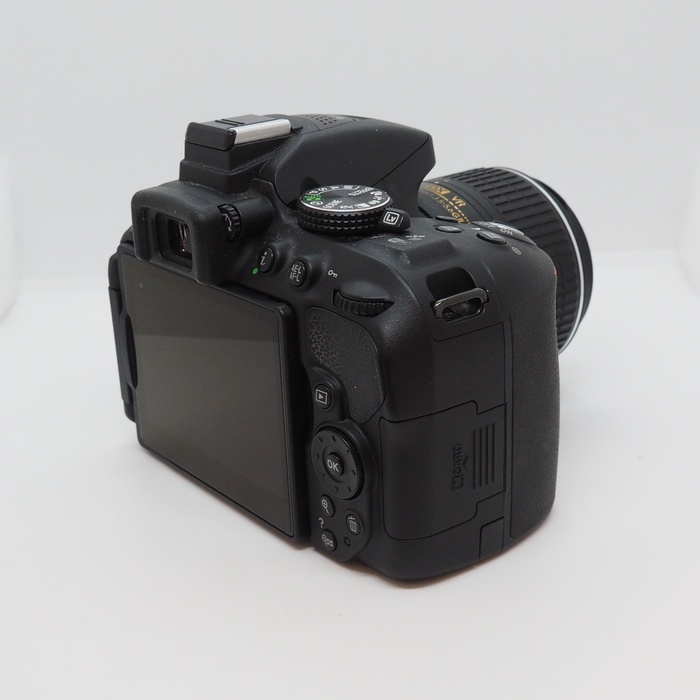 ニコン ニコン D5300 18-55VR2 レンズキツト ブラツク