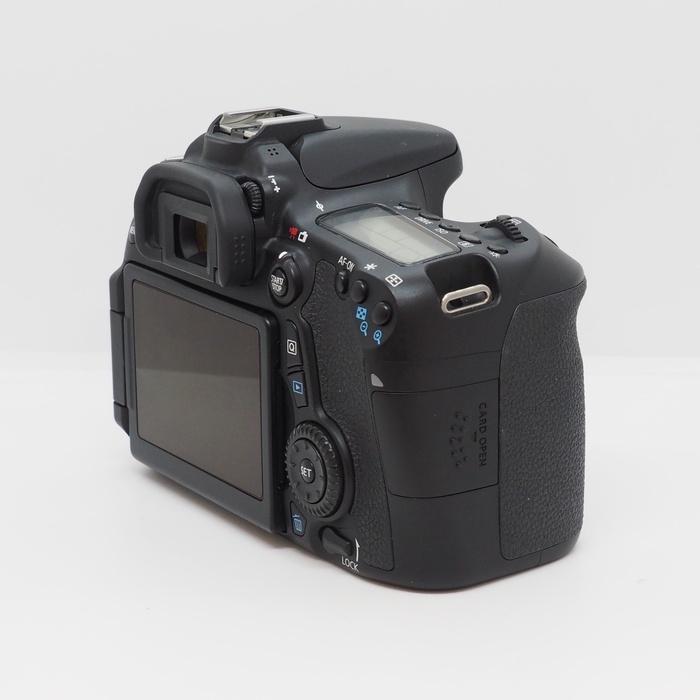 キヤノン EOS 70D ボデイ