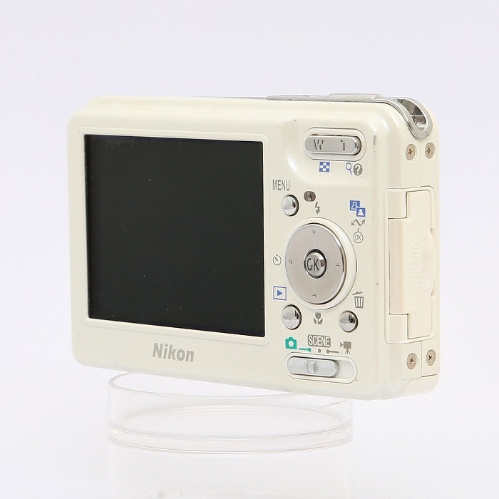 ニコン ニコン COOLPIX S3 クリームホワイト