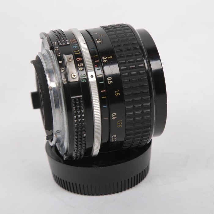 ニコン AI 28mm/F3.5 S