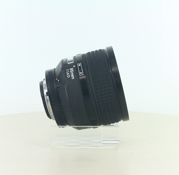 ニコン AF 85/F1.4D IF
