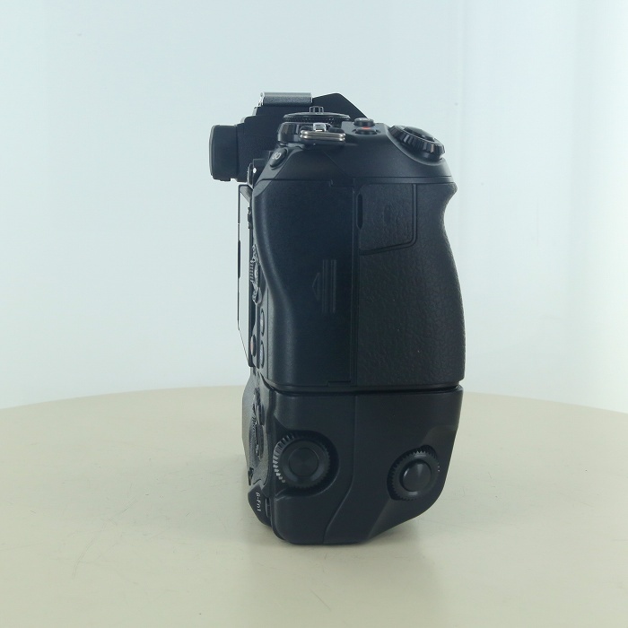 オリンパス OM-D E-M1 Mark III+HLD-9