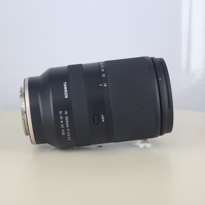 タムロン 18-300/F3.5-6.3 DI3-A VC VXD B061S