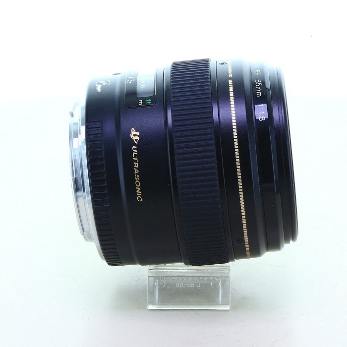 キヤノン EF85/1.8 USM