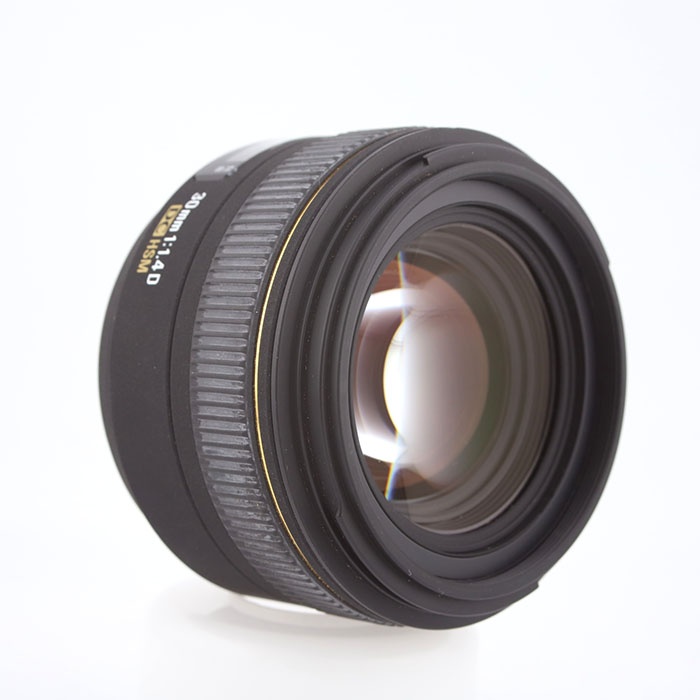 シグマ 30/F1.4 DC HSM NA