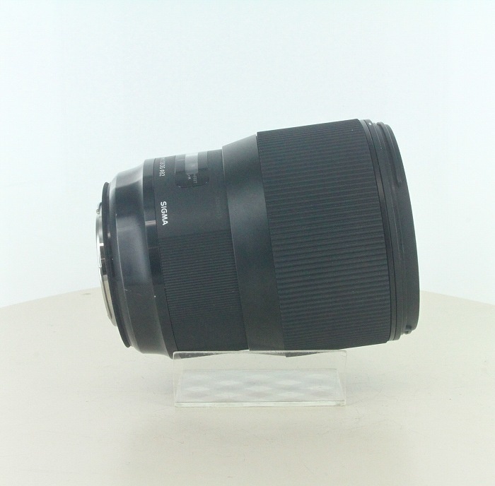 シグマ 135/F1.8 DG HSM ART EO