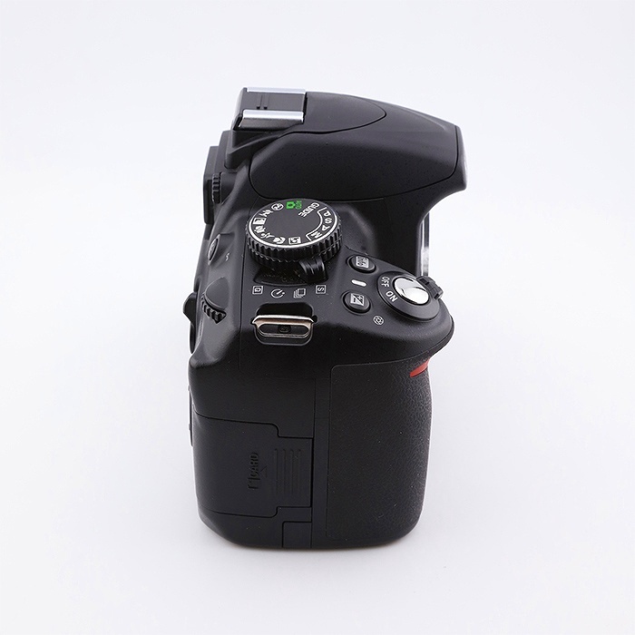 ニコン D3100