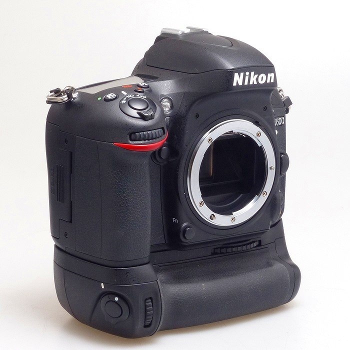 ニコン D600+MB-D14