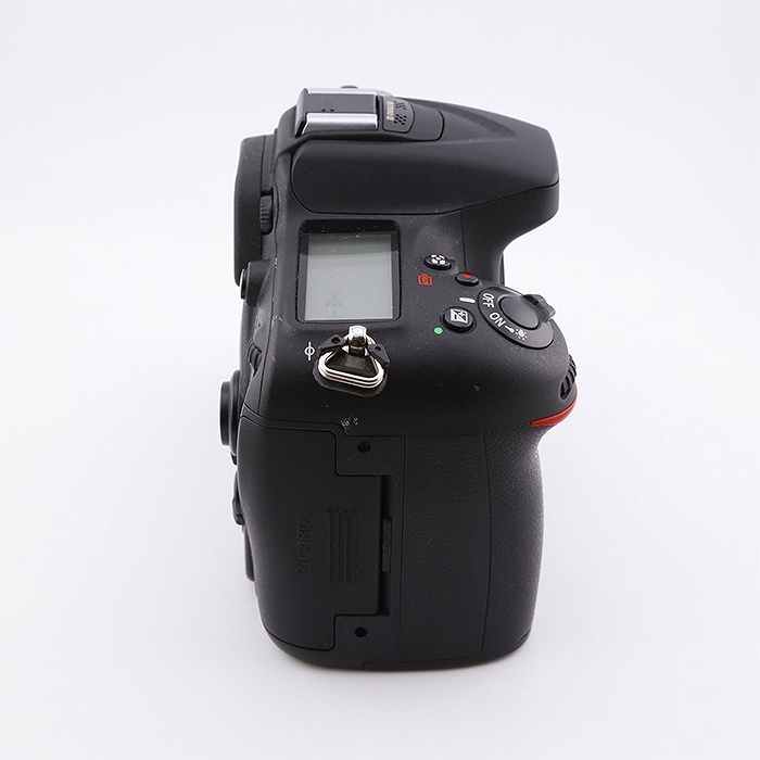 ニコン D7100