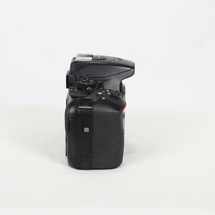 ニコン D5600 ボデイ