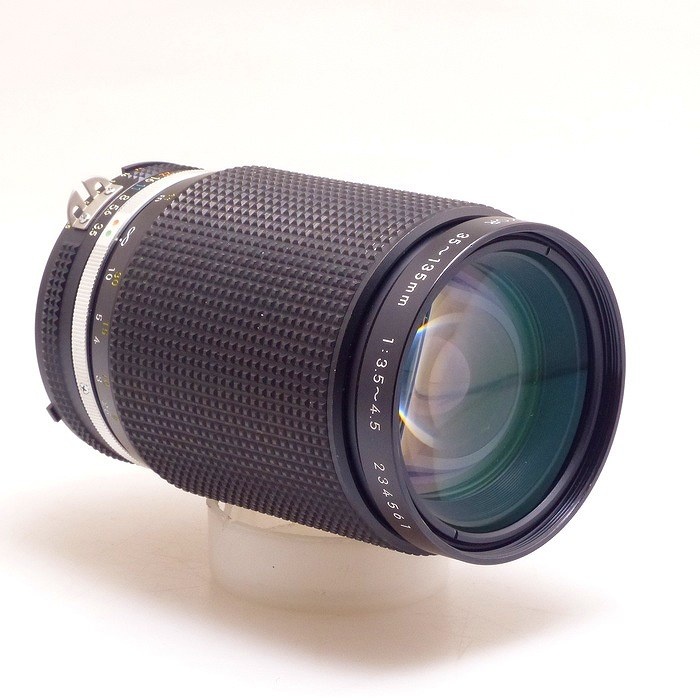 ニコン Ai Zoom-NIKKOR 35-135/3.5-4.5S