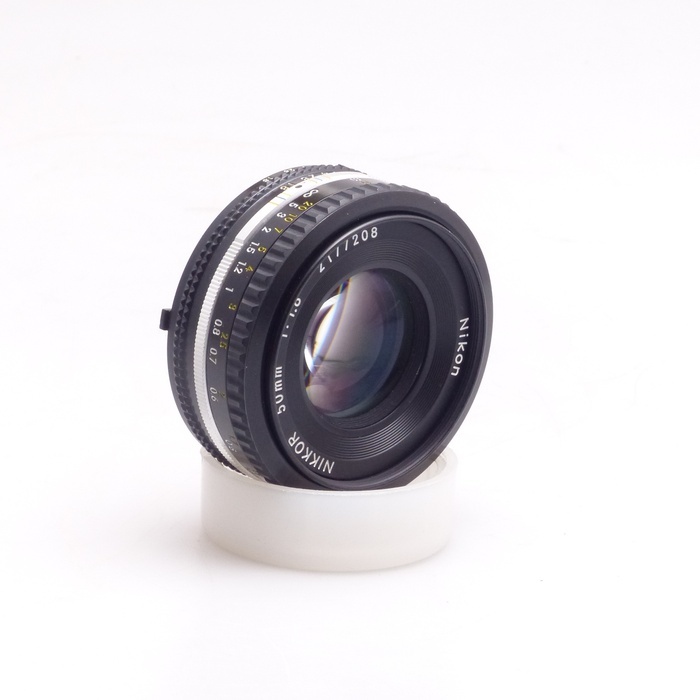 ニコン Ai 50/1.8S