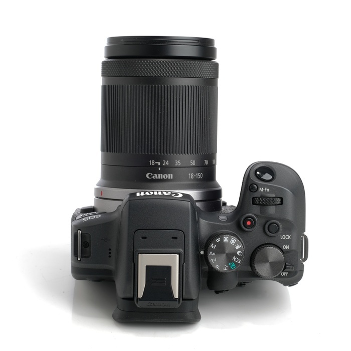 キヤノン EOS R10 RF-S18-150 IS STM レンズキツト