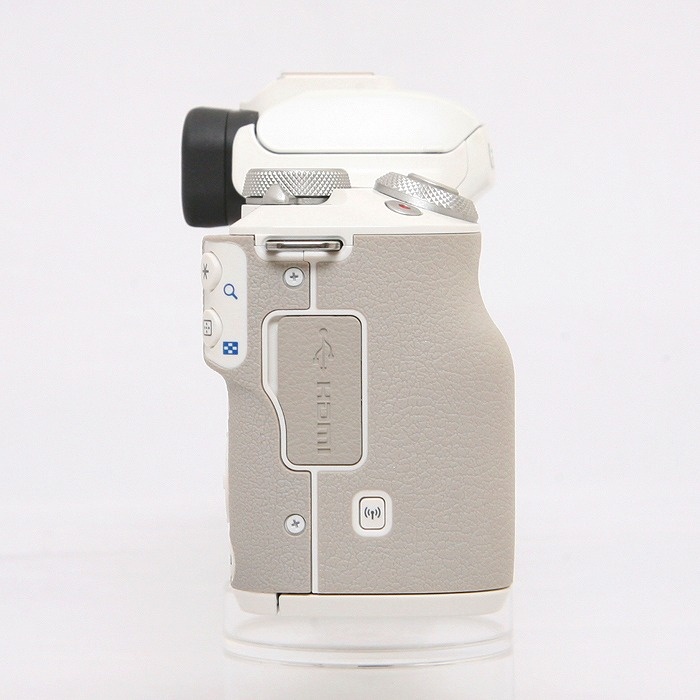 キヤノン EOS M50 MarkII ホワイト(EOS Kiss M2海外モデル)※充電器無し