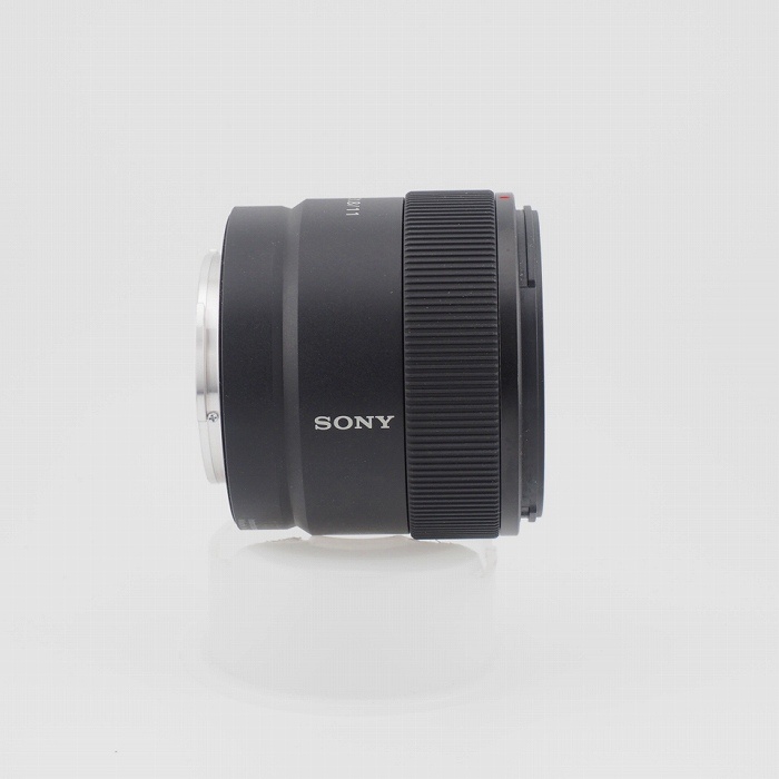 ソニー E11/F1.8