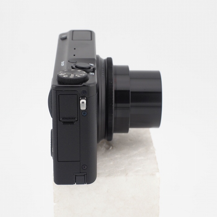 フジフイルム XQ2(ブラック）