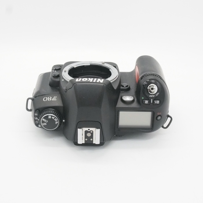 ニコン F80D
