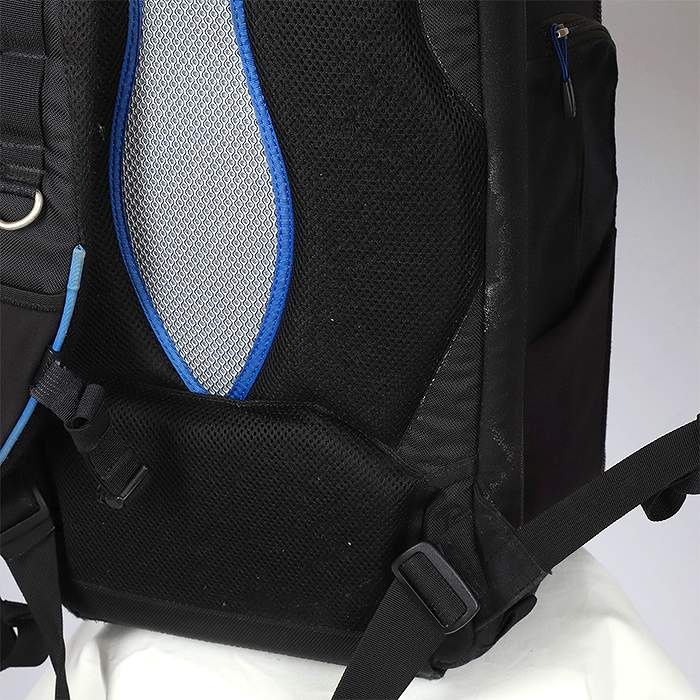 ソノタ ThinkTankPhoto StreetWalker HardDrive