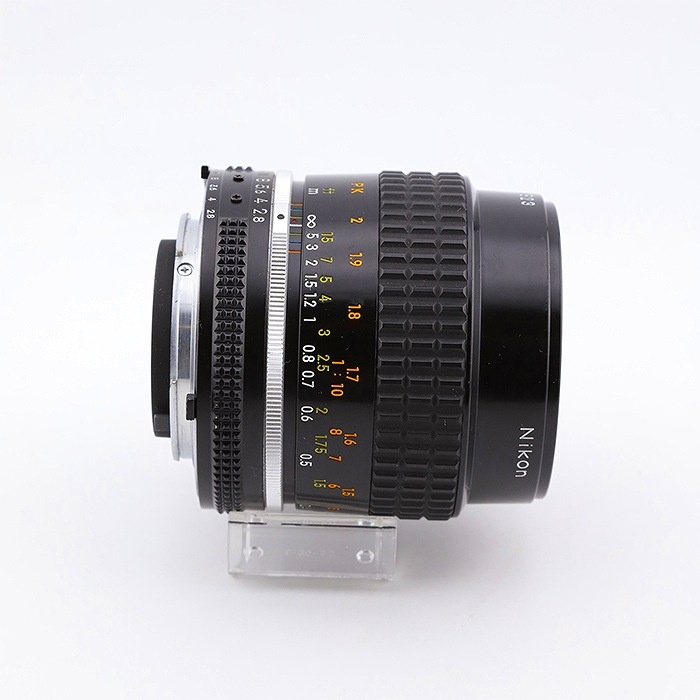 ニコン Ai Micro-Nikkor 55mm F2.8S