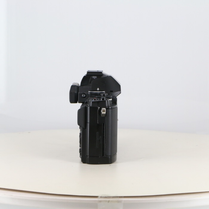 オリンパス OM-D E-M5 ボデイ ブラツク